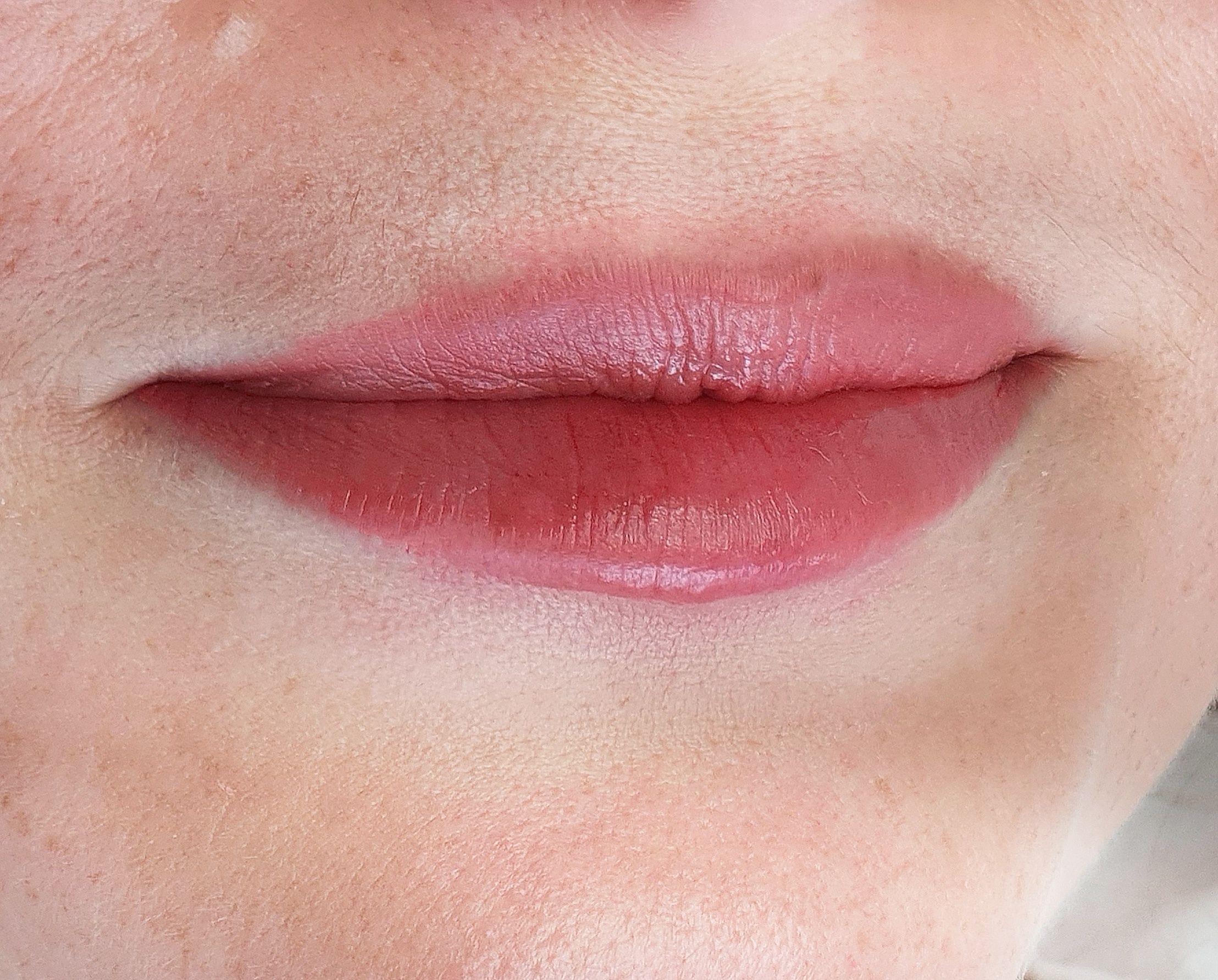 Lippenkontur Lippenverschönerungen Permanent Make Up Saarland Lippenkontur Lippenverschönerungen Permanent Make Up Saarland